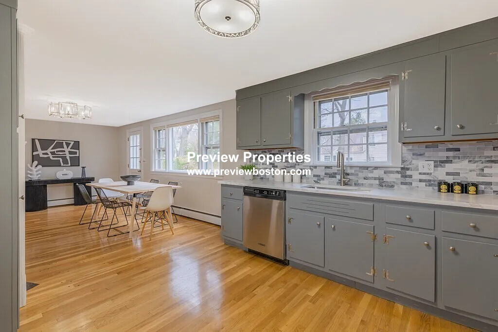 134 Stony Brook Rd, Belmont Center, Belmont, MA Spot Easy