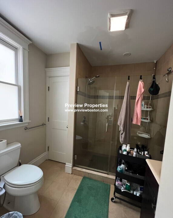 181 Harvard St, Coolidge Corner