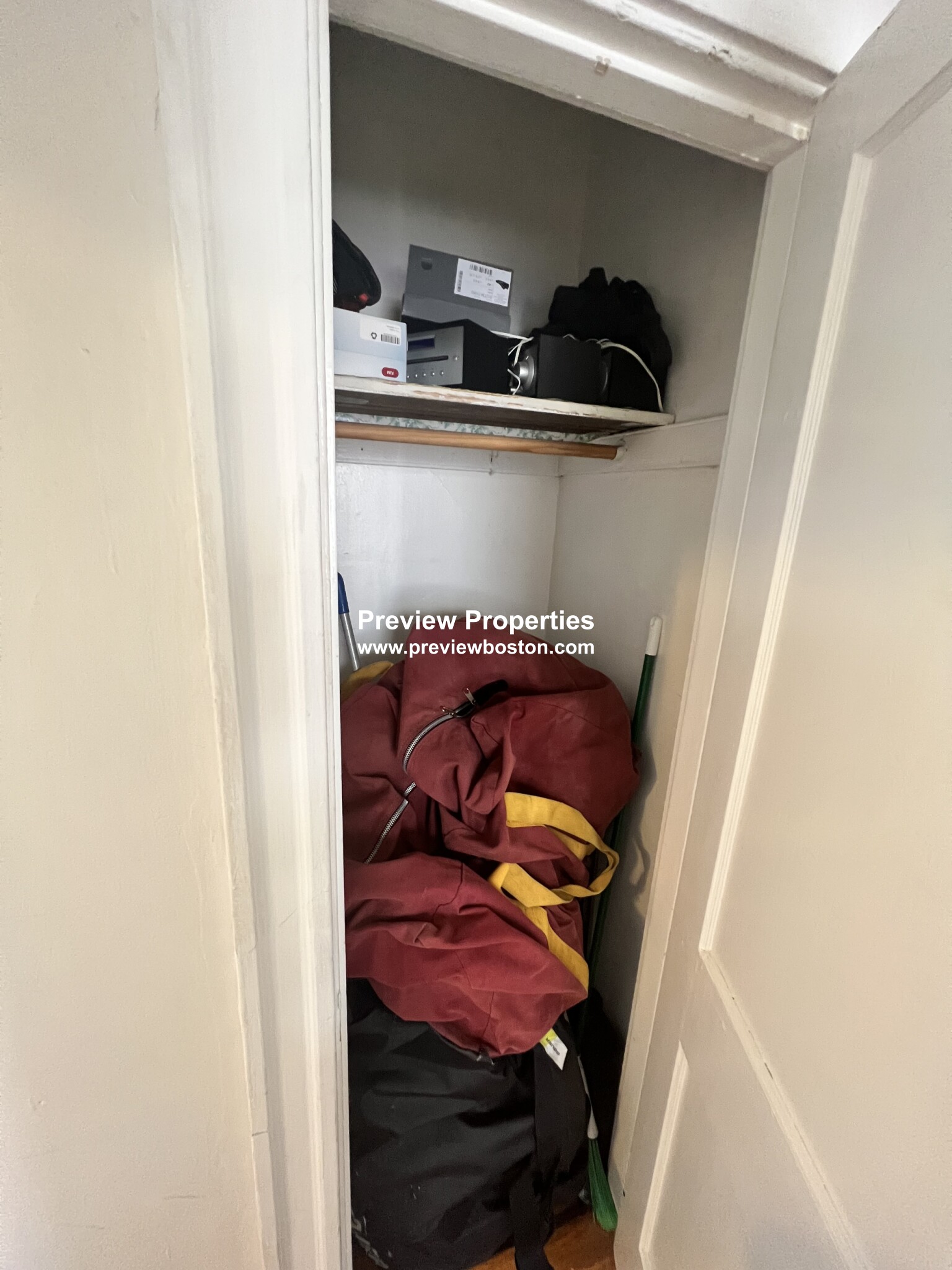 10 Melvin Ave, Brighton