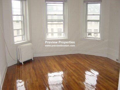 1560 Commonwealth Ave, Brighton