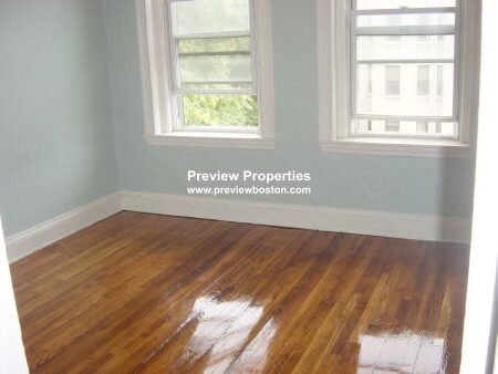 1560 Commonwealth Ave, Brighton