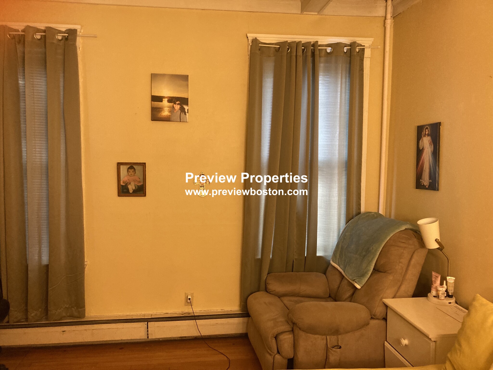 1734 Commonwealth Ave, Brighton