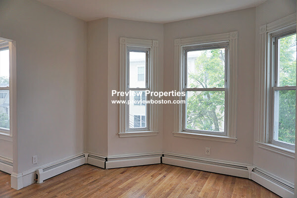 2 Ivaloo St, Porter Square