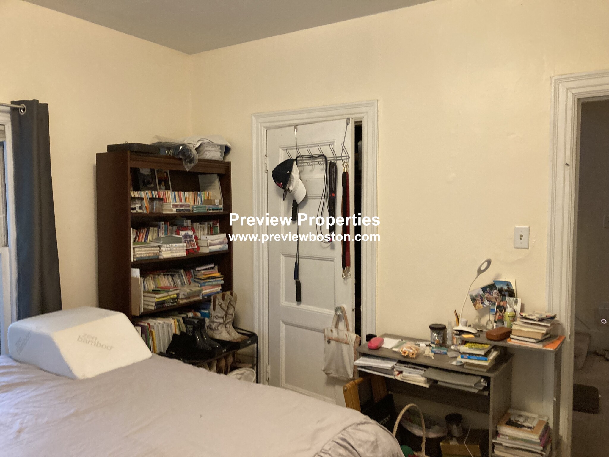 132 Kilsyth Rd, Brighton