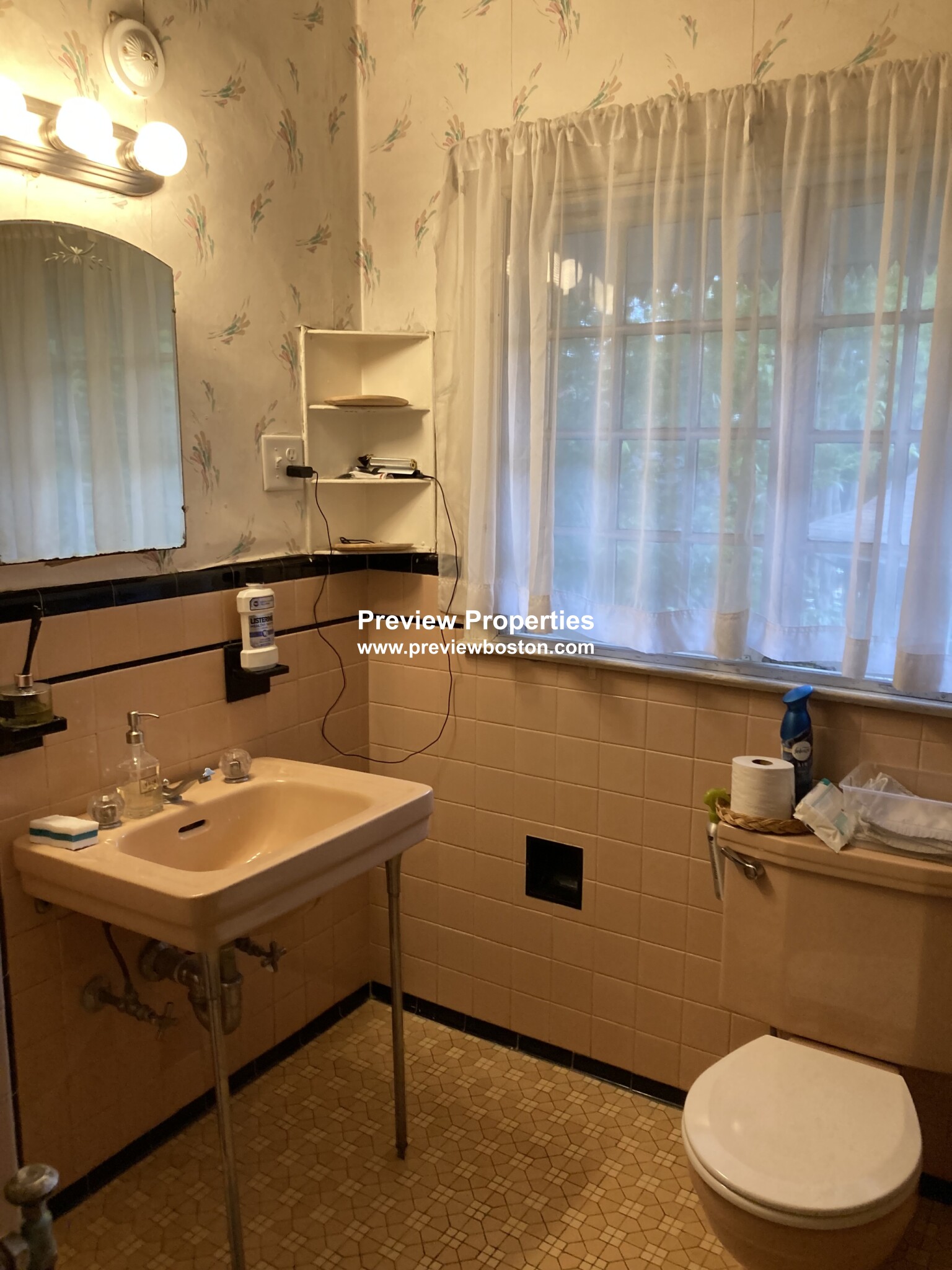 132 Kilsyth Rd, Brighton