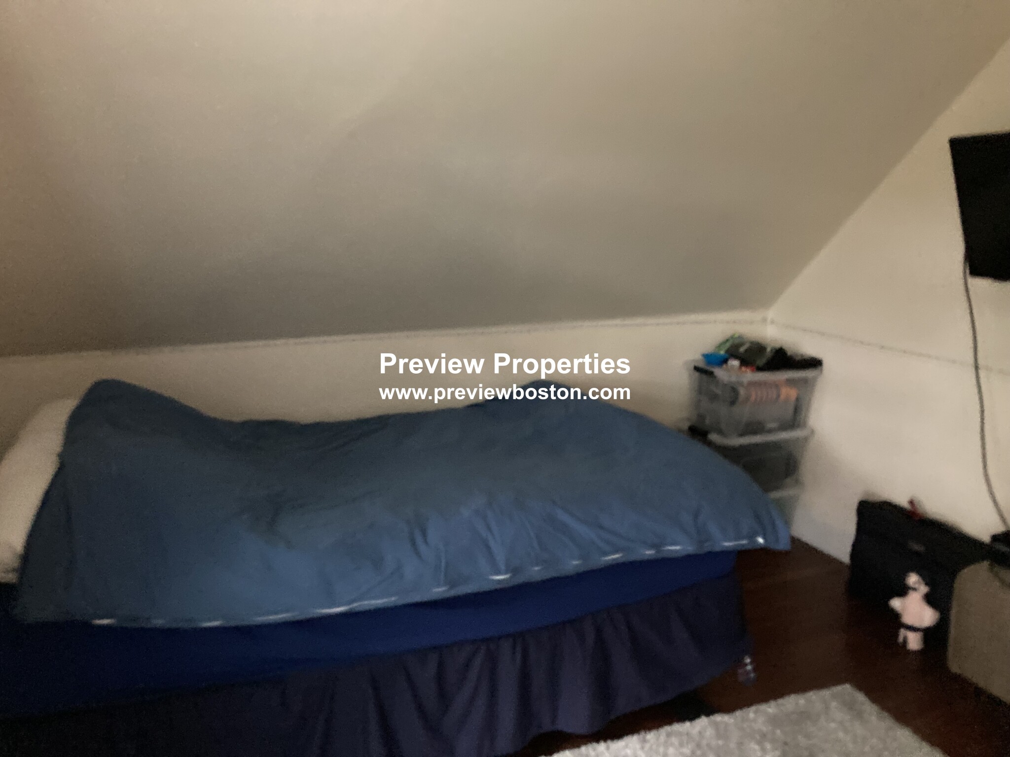 132 Kilsyth Rd, Brighton