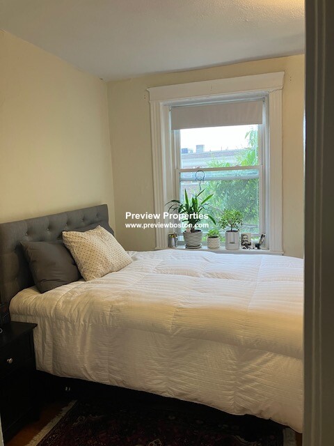 88 Washington St, Brighton