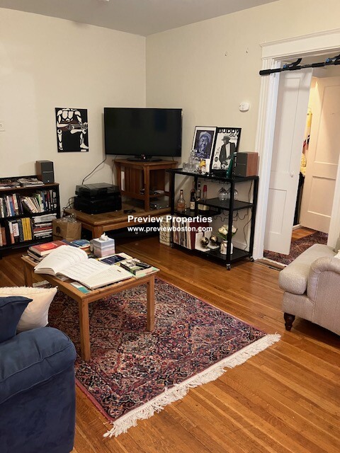 88 Washington St, Brighton