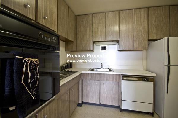 125 Chiswick, Brighton