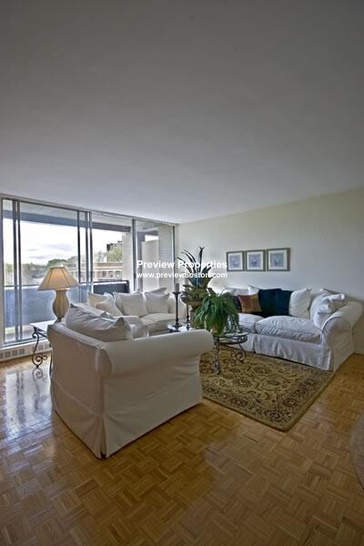 125 Chiswick, Brighton