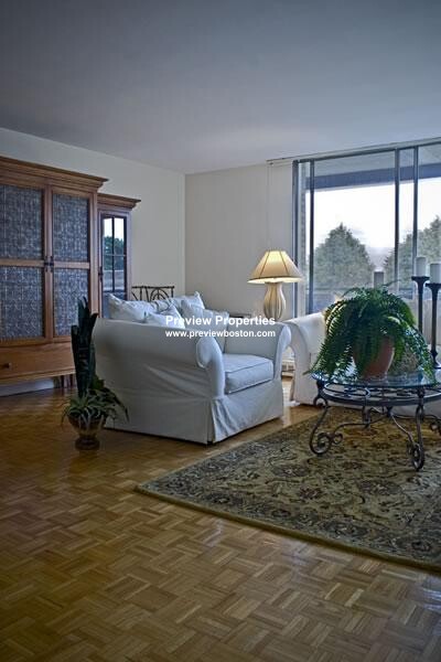 125 Chiswick, Brighton