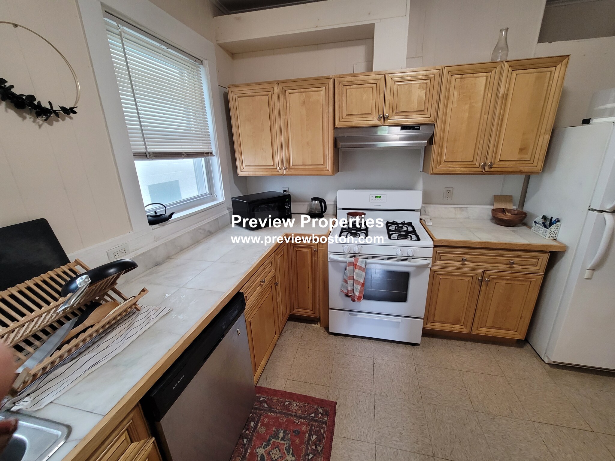 52 Brainerd Rd, Allston