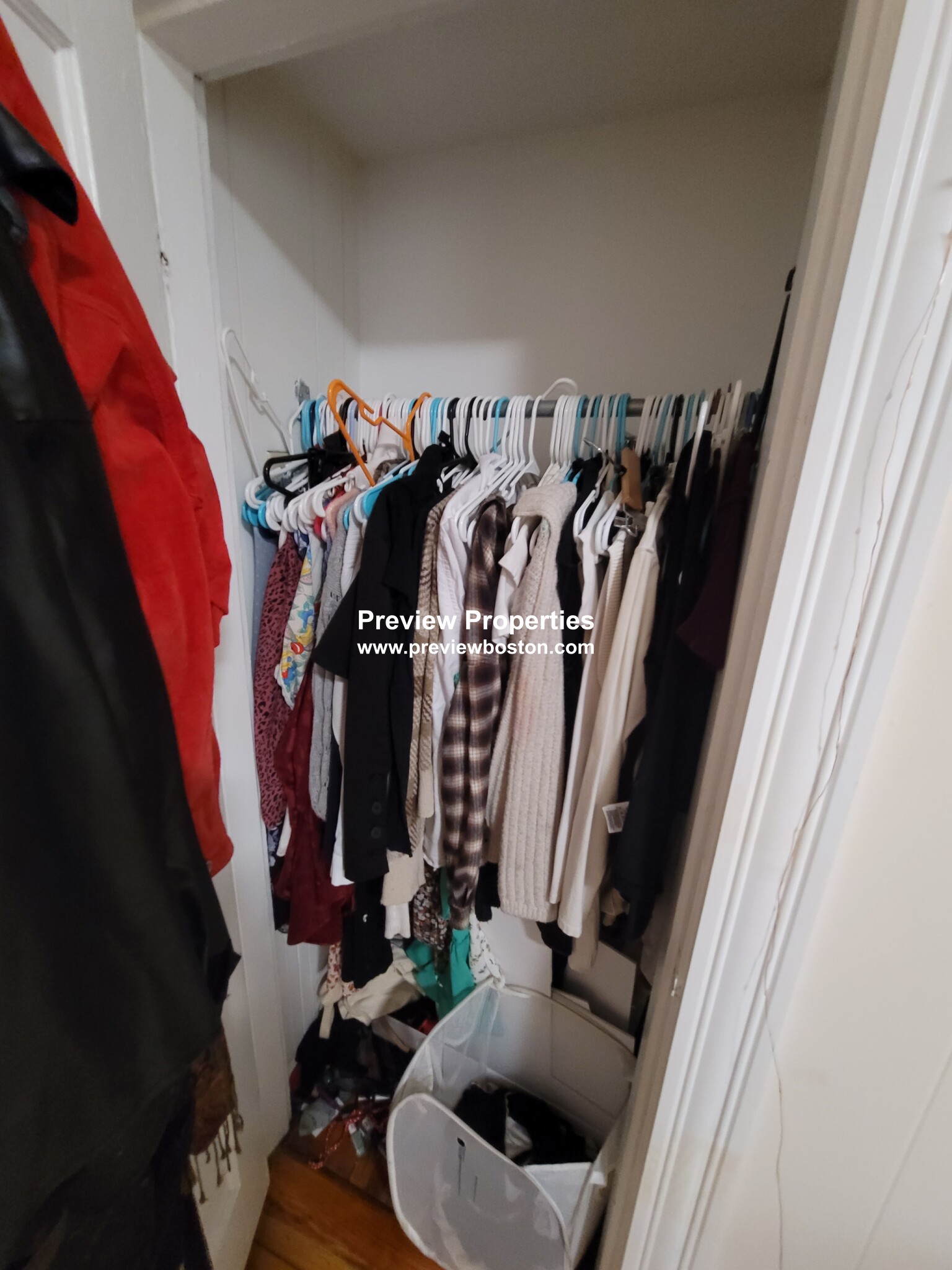 52 Brainerd Rd, Allston