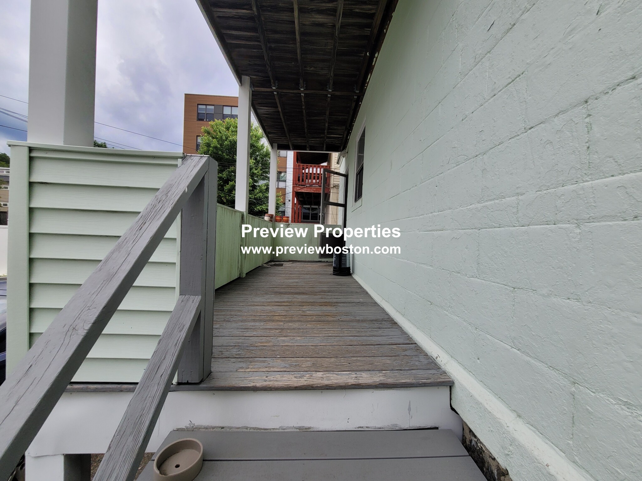 52 Brainerd Rd, Allston