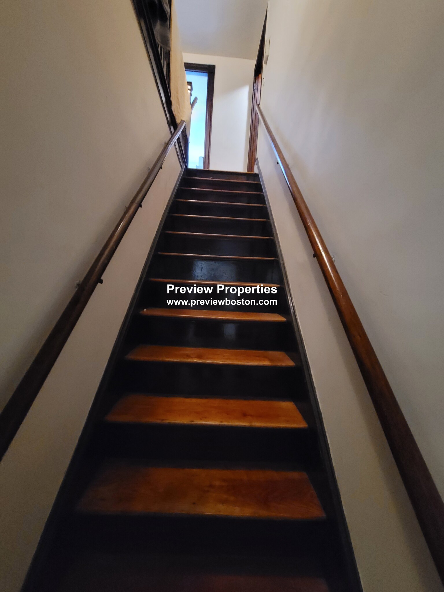 52 Brainerd Rd, Allston