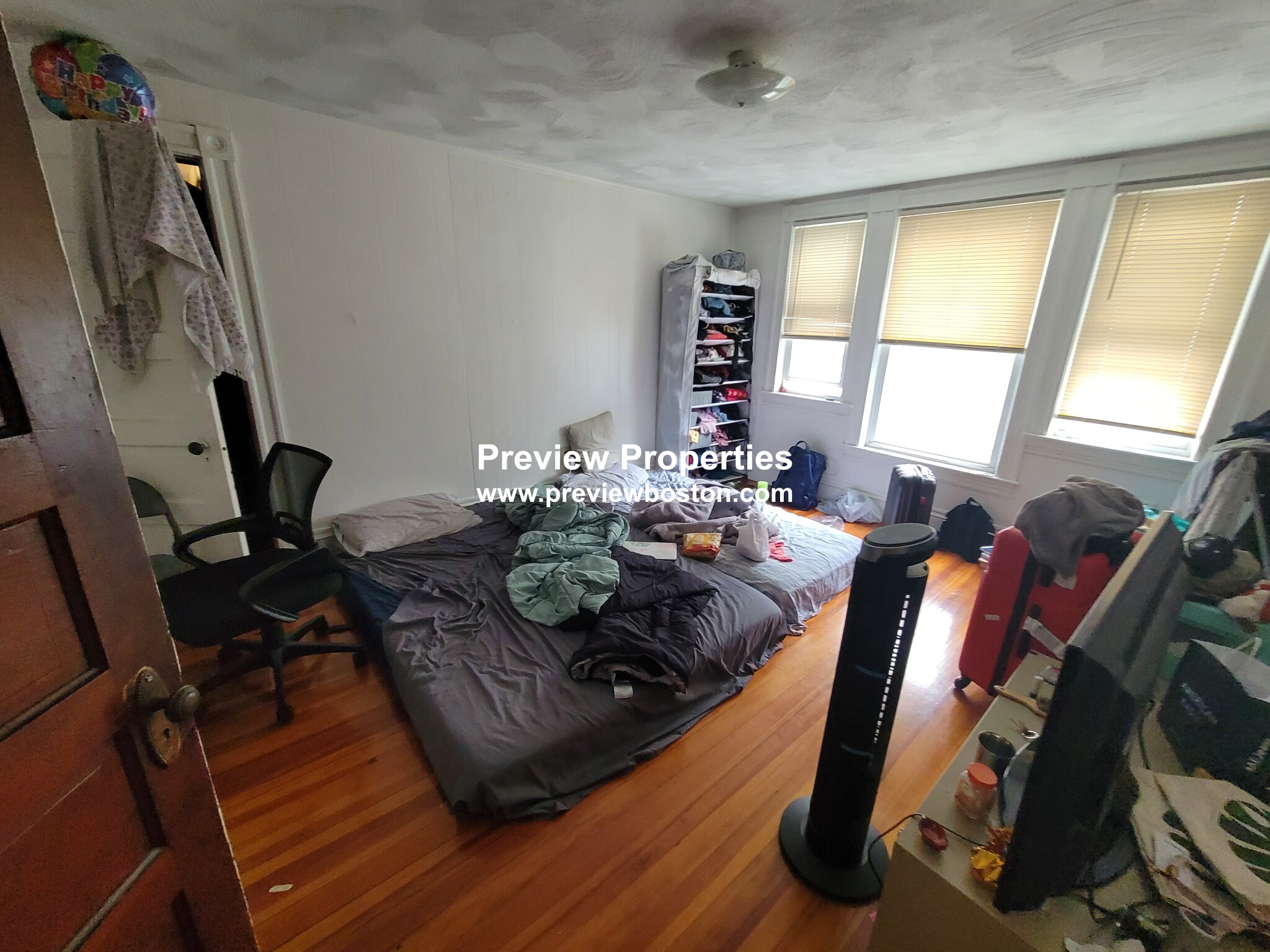 52 Brainerd Rd, Allston