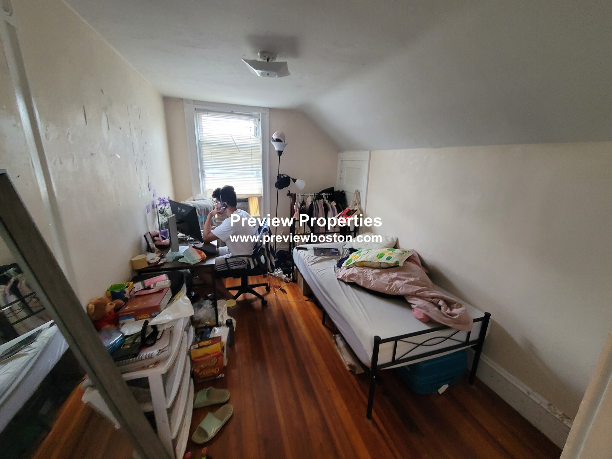 52 Brainerd Rd, Allston