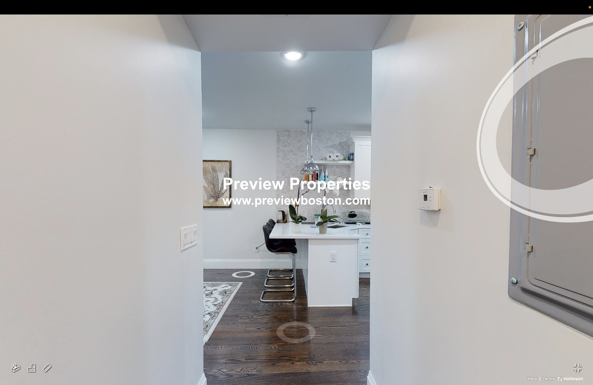 7 Strathmore Rd, Washington Square