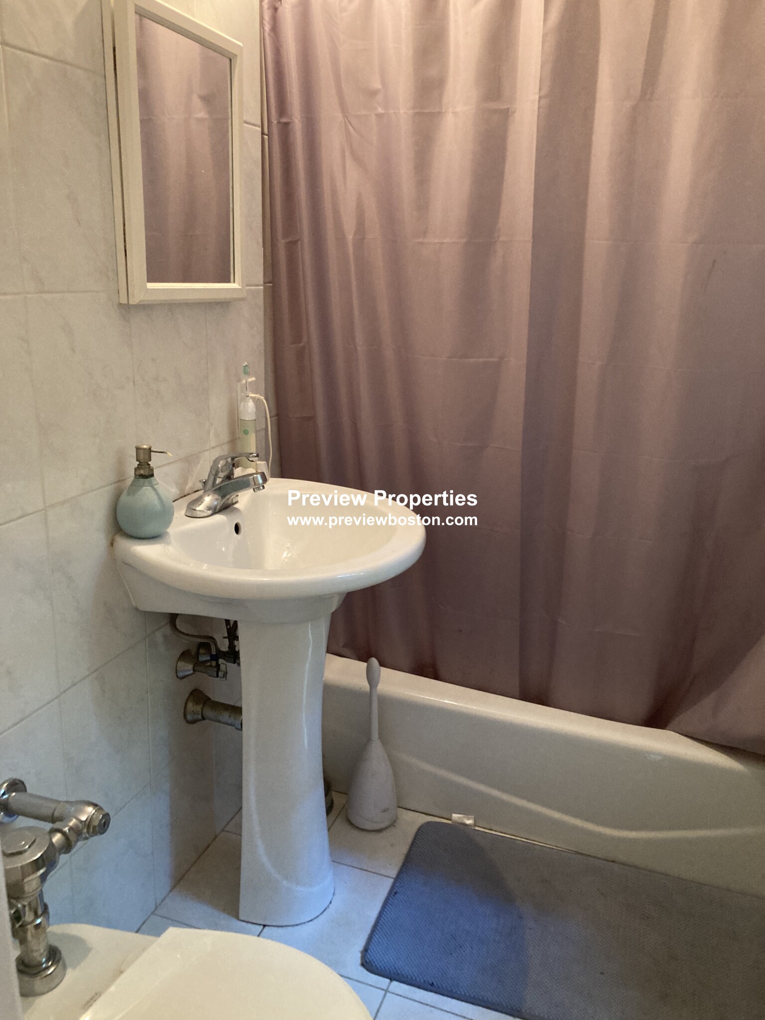 1999 Commonwealth Ave, Brighton