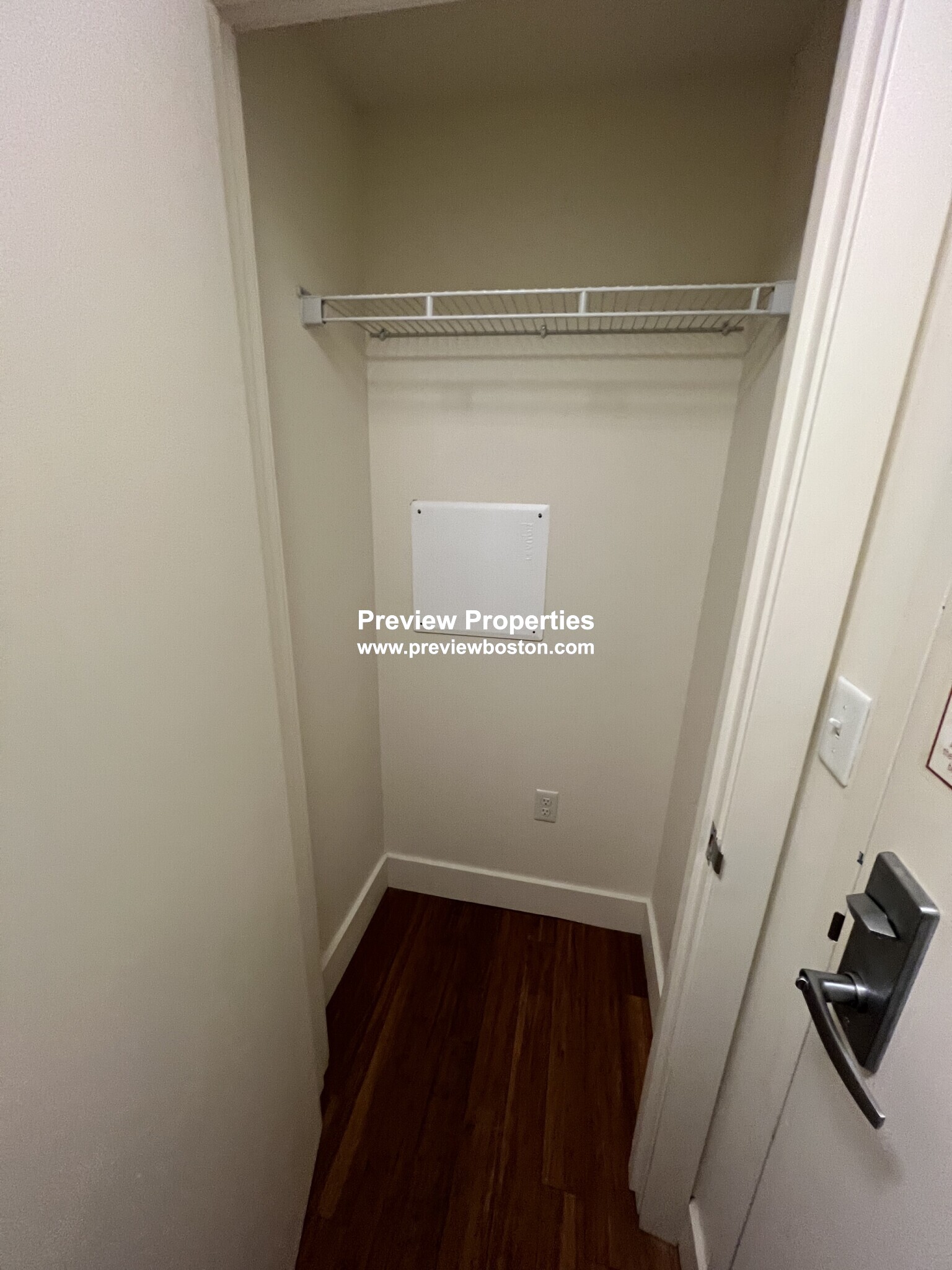 8 Winter St, Downtown