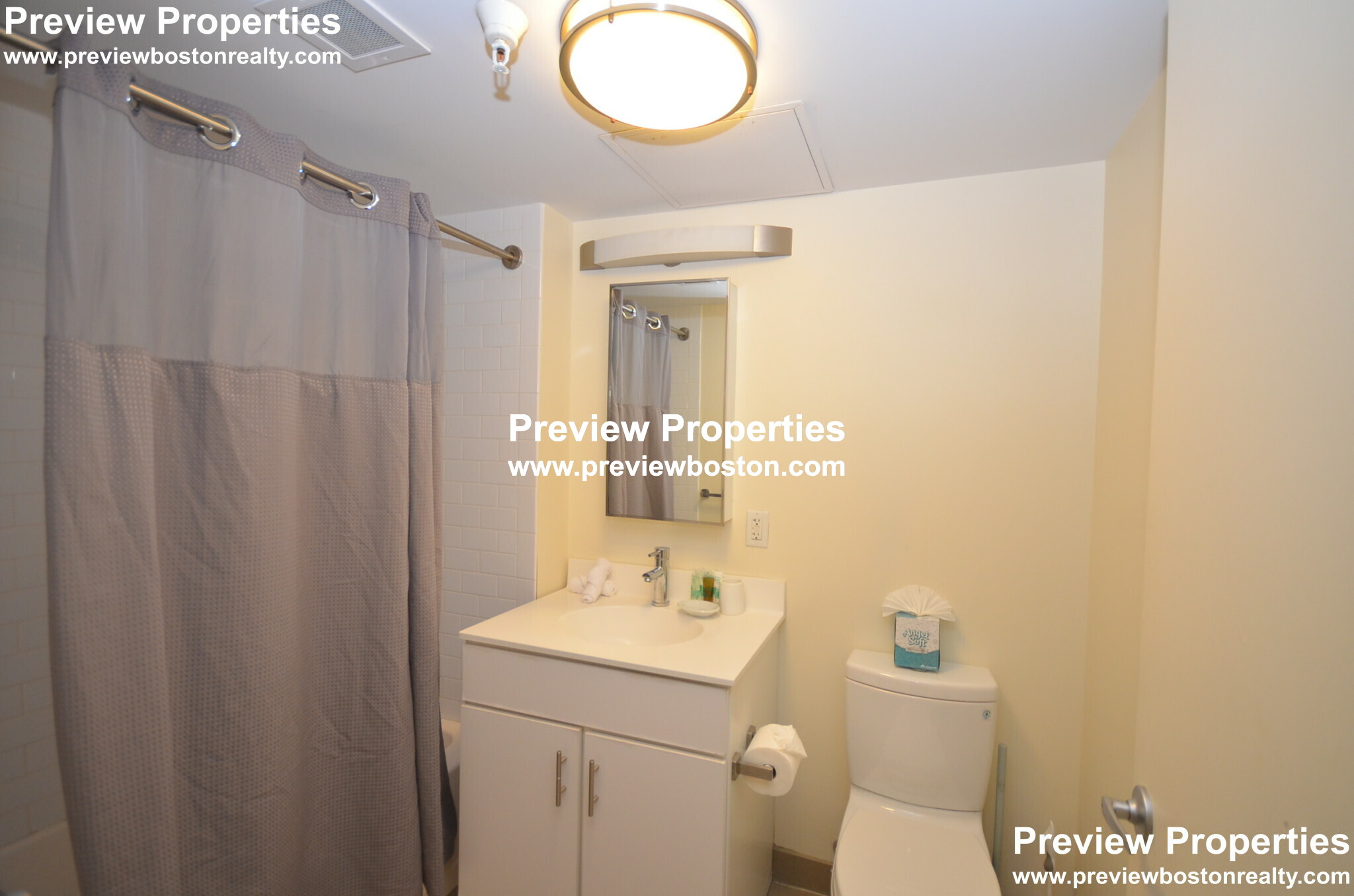 8 Winter St, Downtown