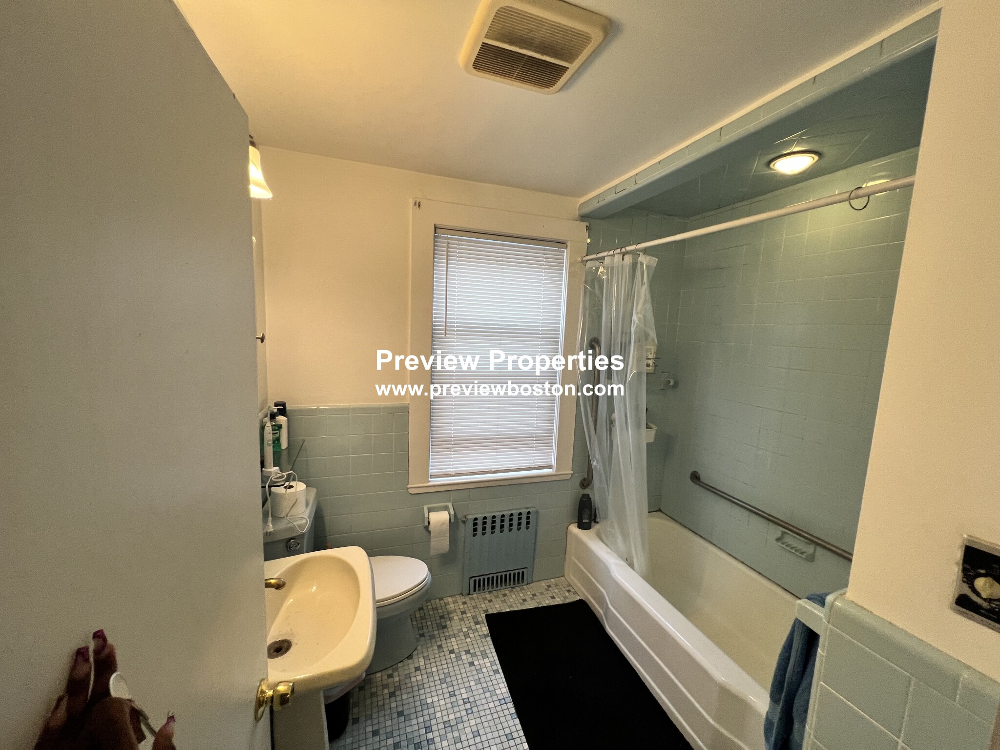 26 Mapleton St, Brighton