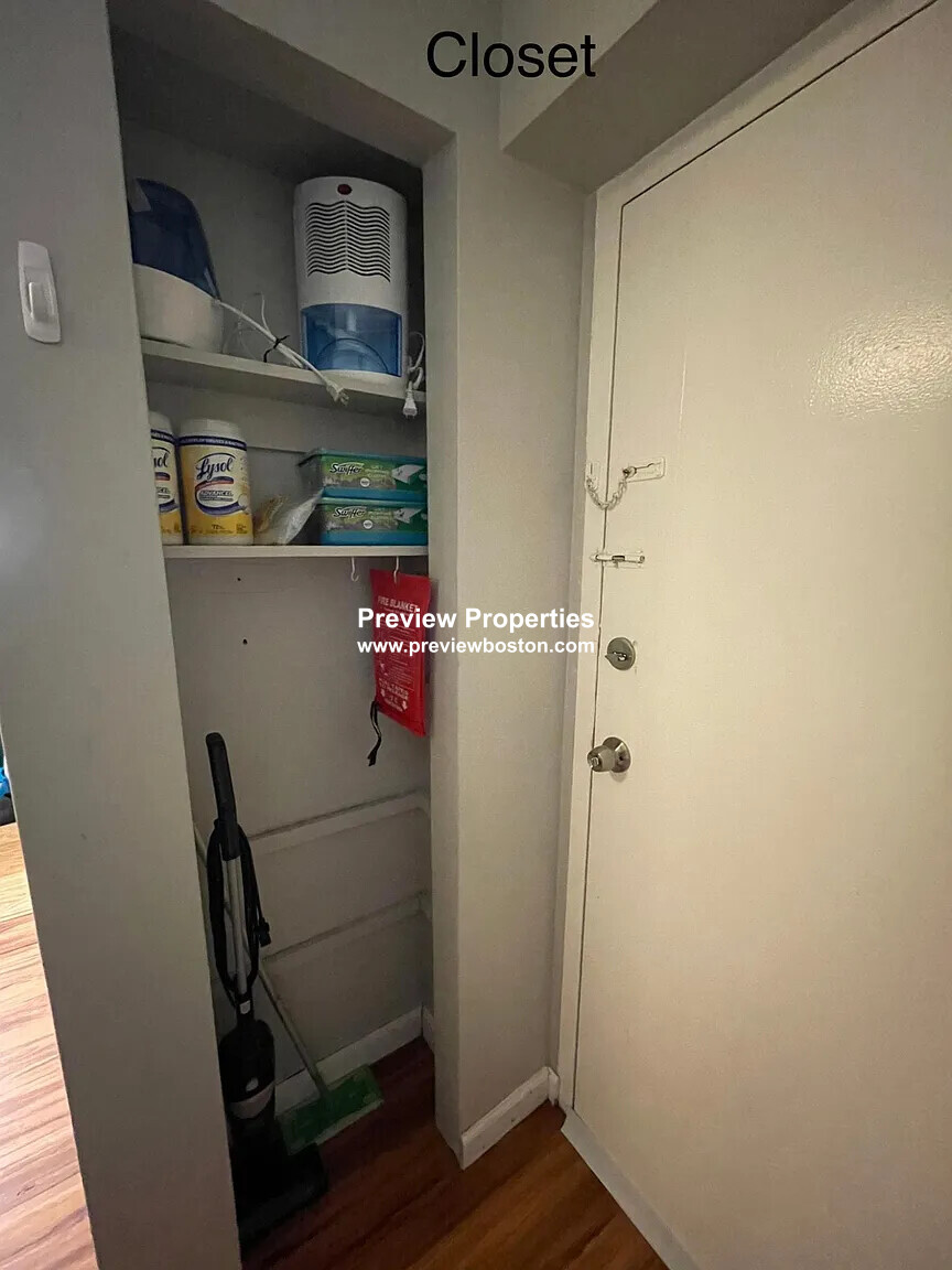 38 Carey Ave, Watertown