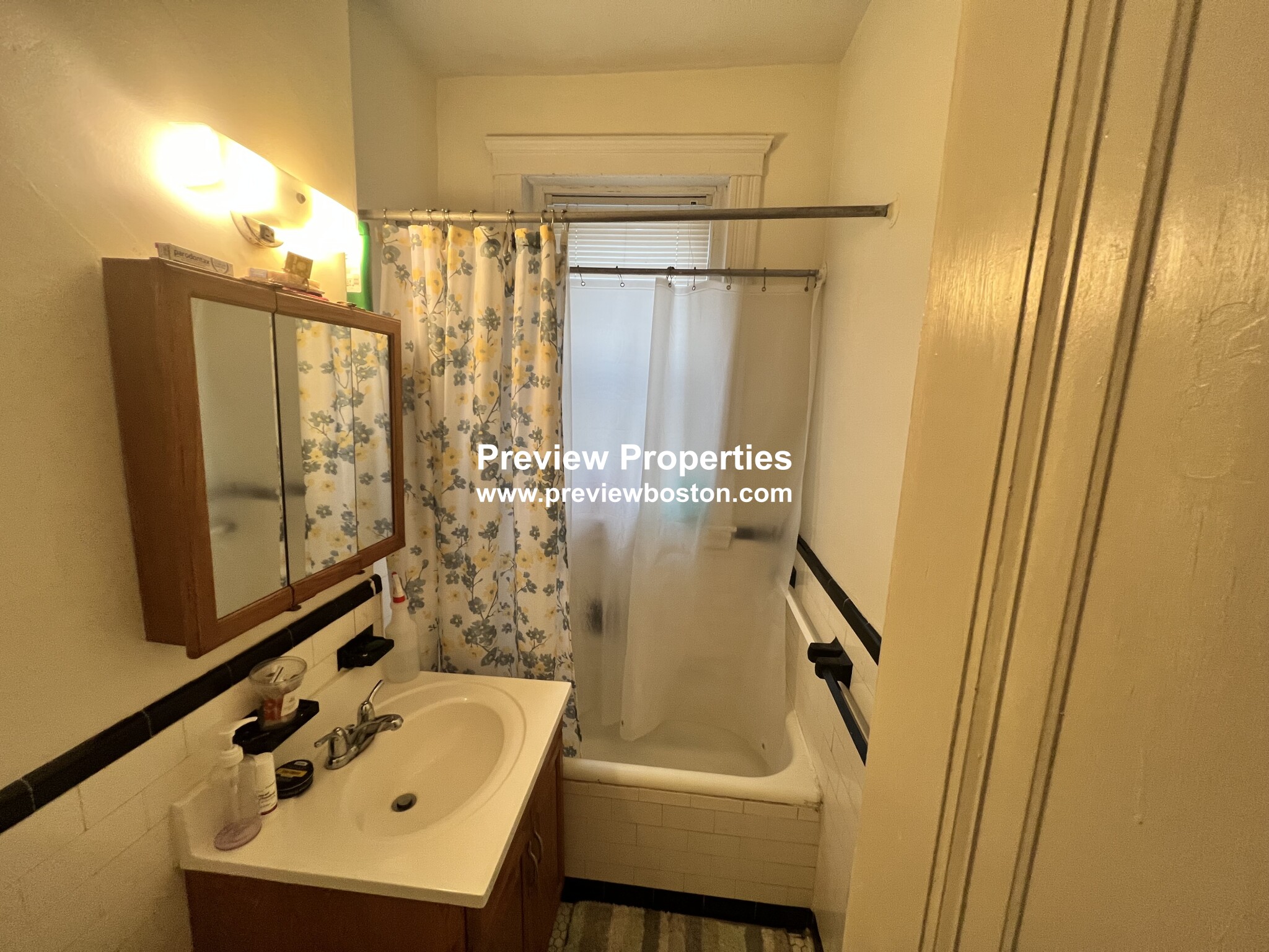 1691 Commonwealth Ave, Brighton