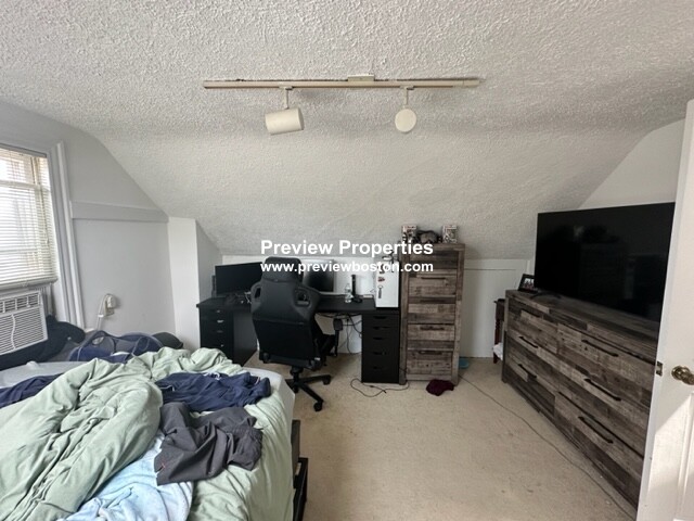 24 Shepard St, Brighton