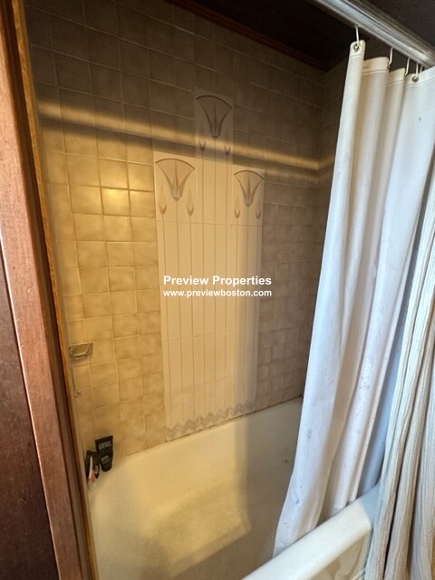 24 Shepard St, Brighton