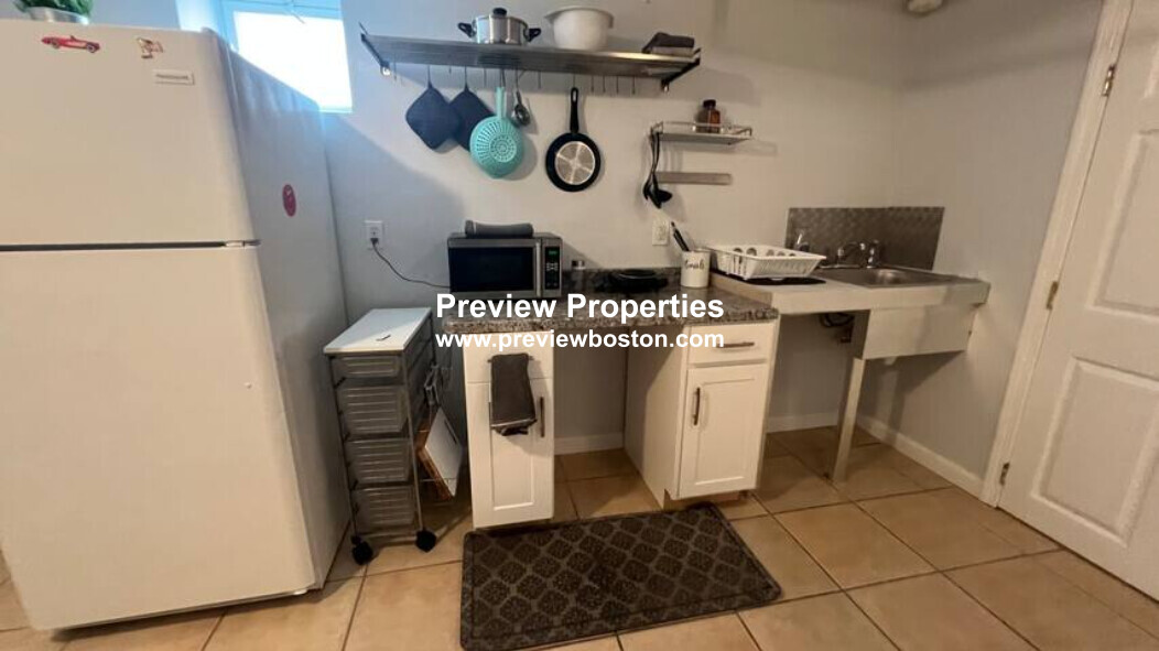 60 Kenrick St, Brighton