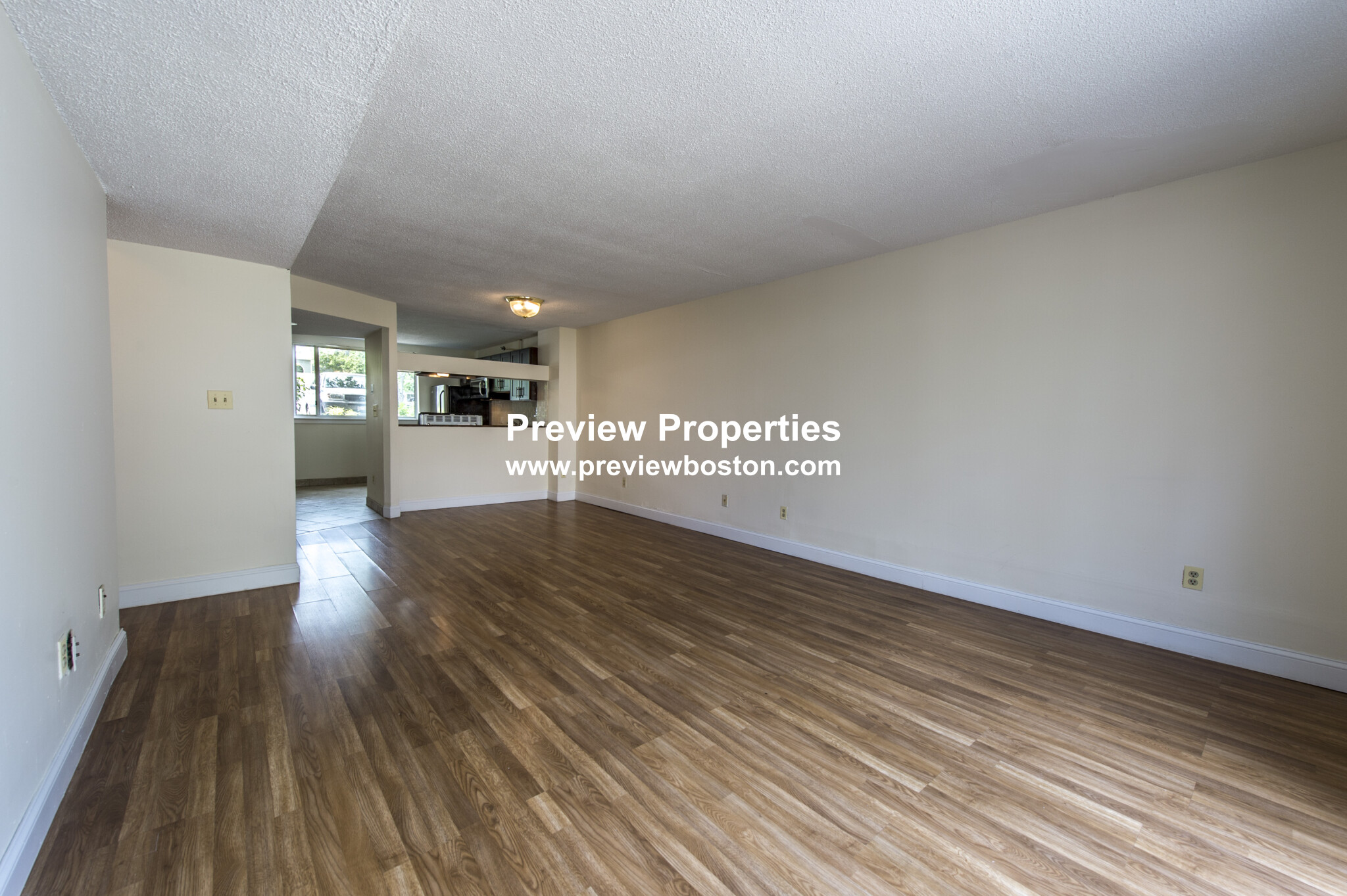 140 North Beacon St, Brighton