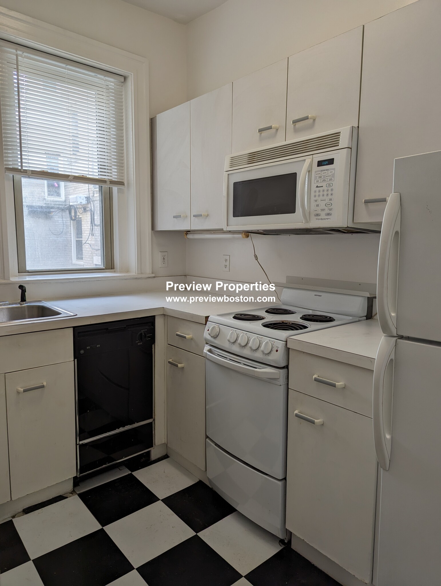 1673 Commonwealth Ave, Brighton