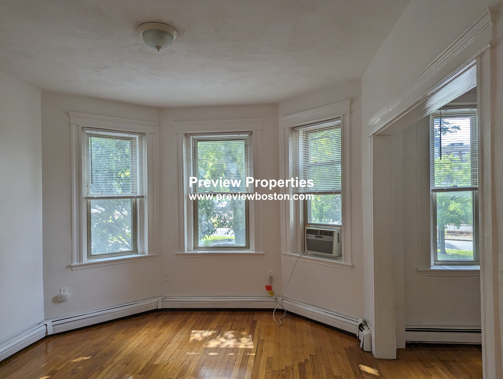 1673 Commonwealth Ave, Brighton