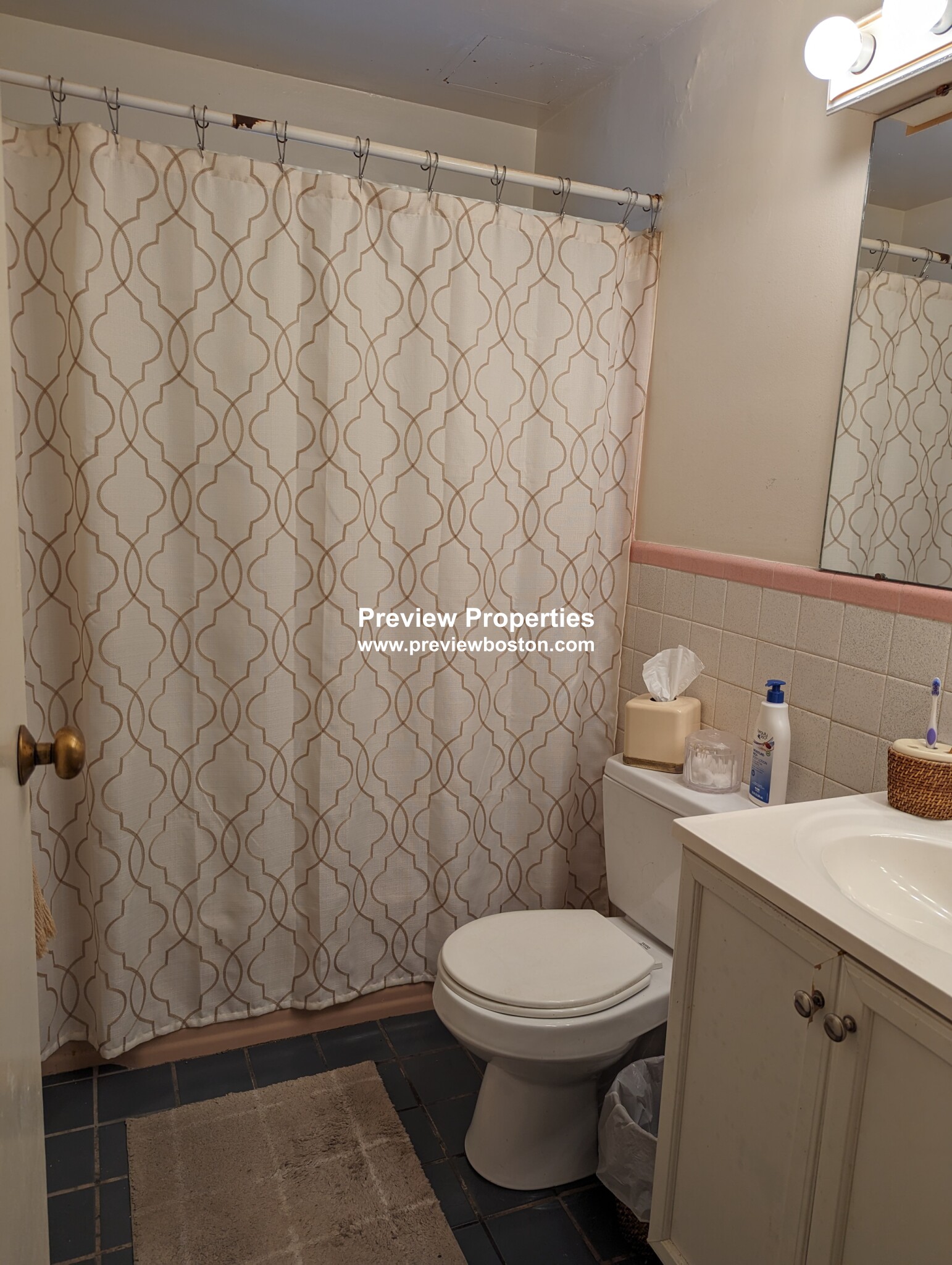 15 Commonwealth Ct, Brighton