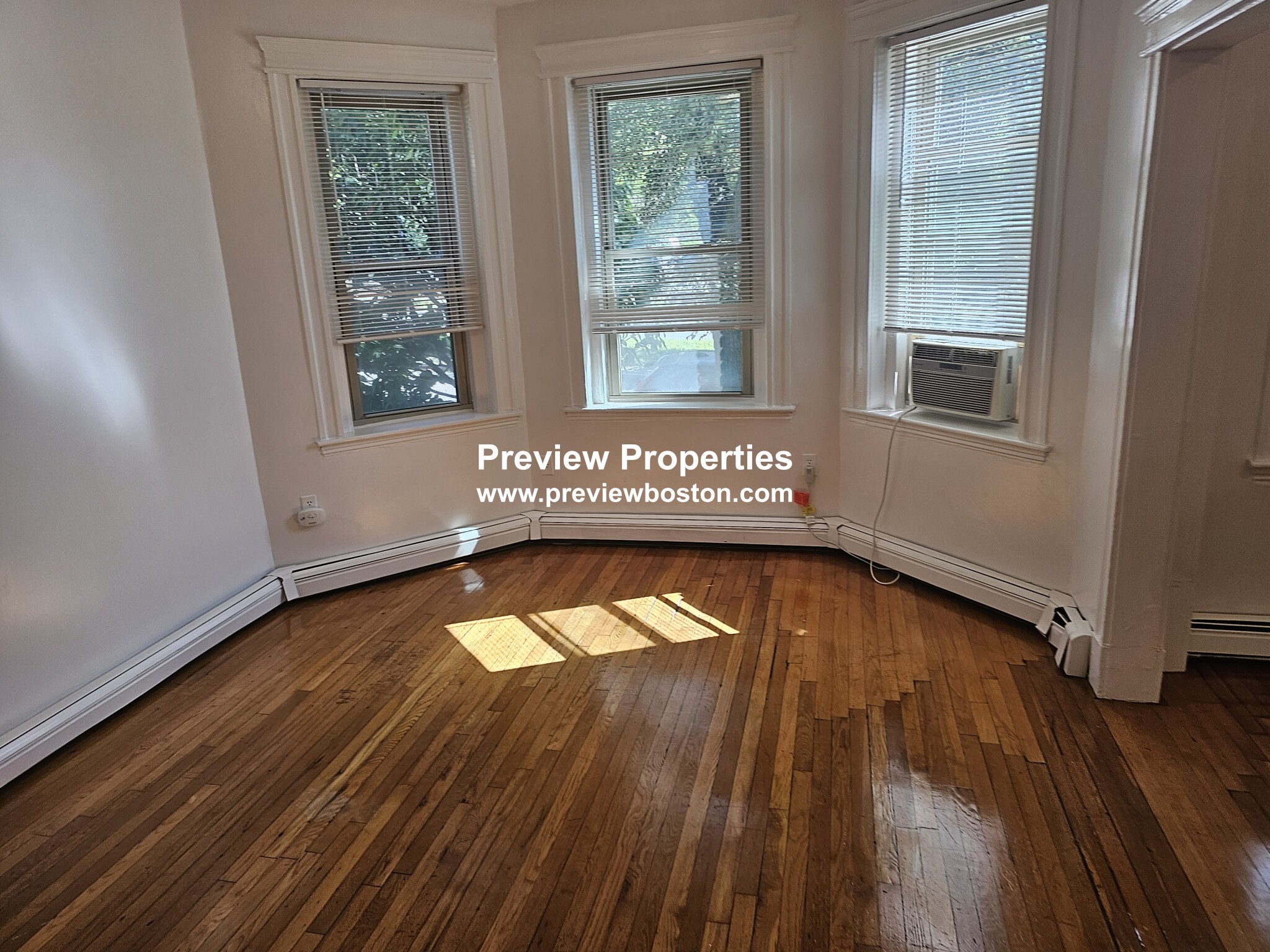 1673 Commonwealth Ave, Brighton