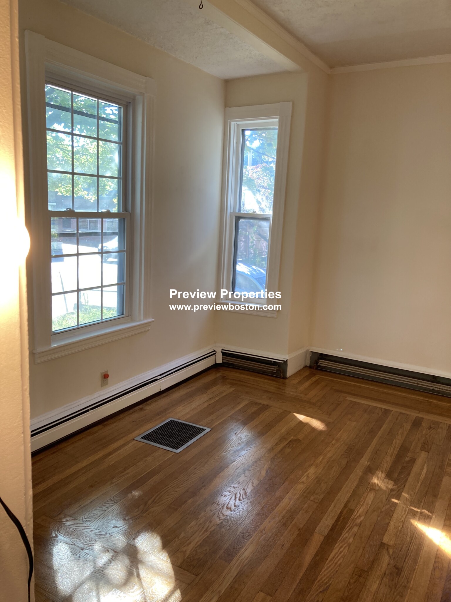 47 North Beacon St, Allston