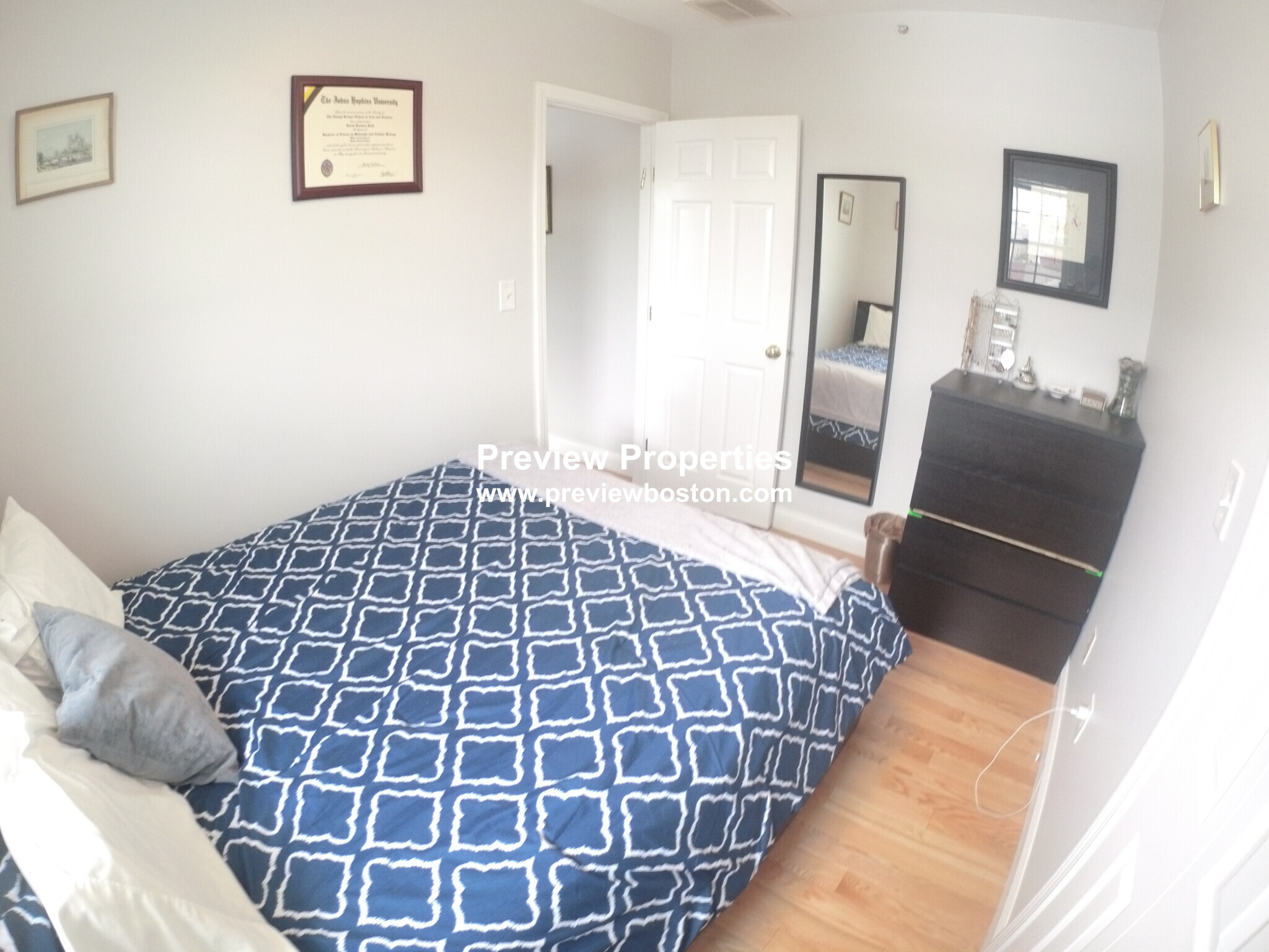 2 Chestnut Hill Ave, Brighton