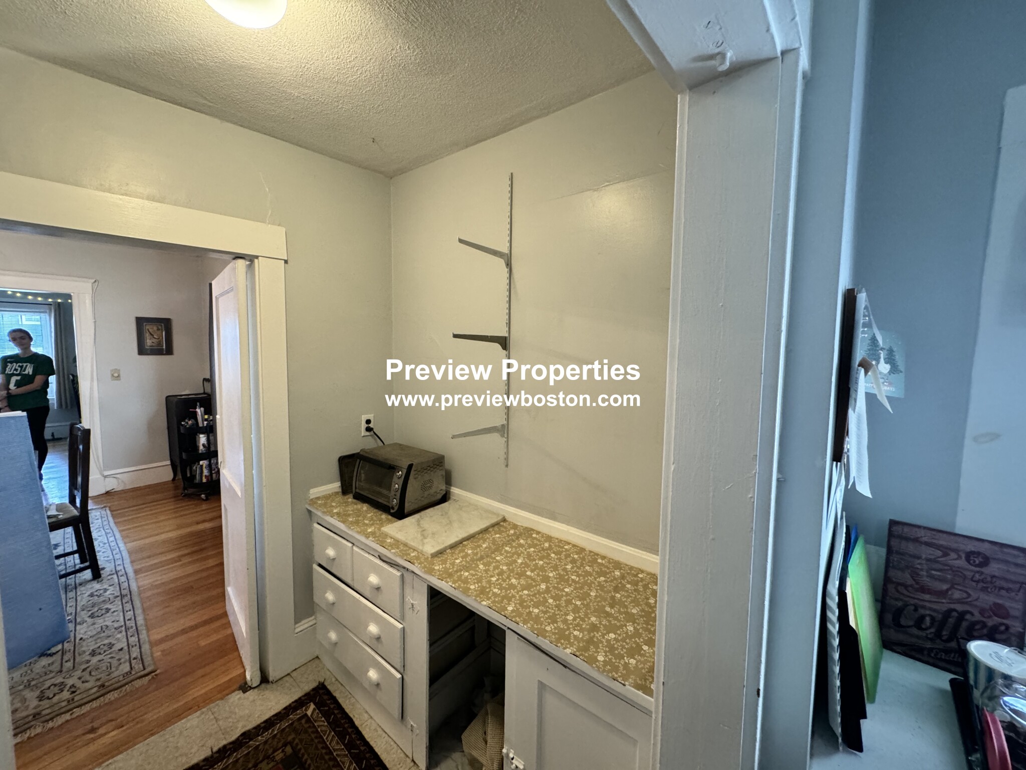 34 Dickinson Rd, Brighton