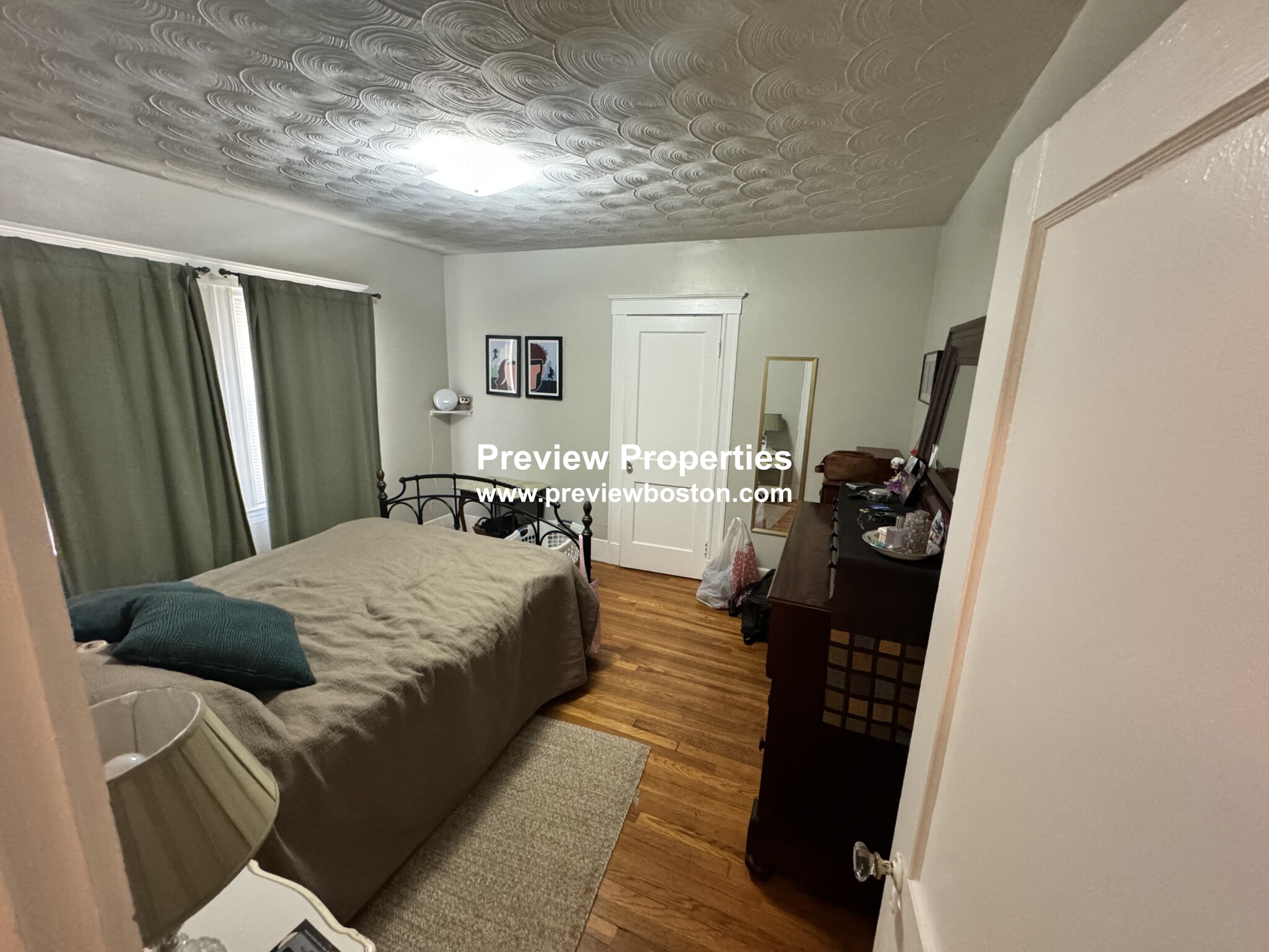 34 Dickinson Rd, Brighton