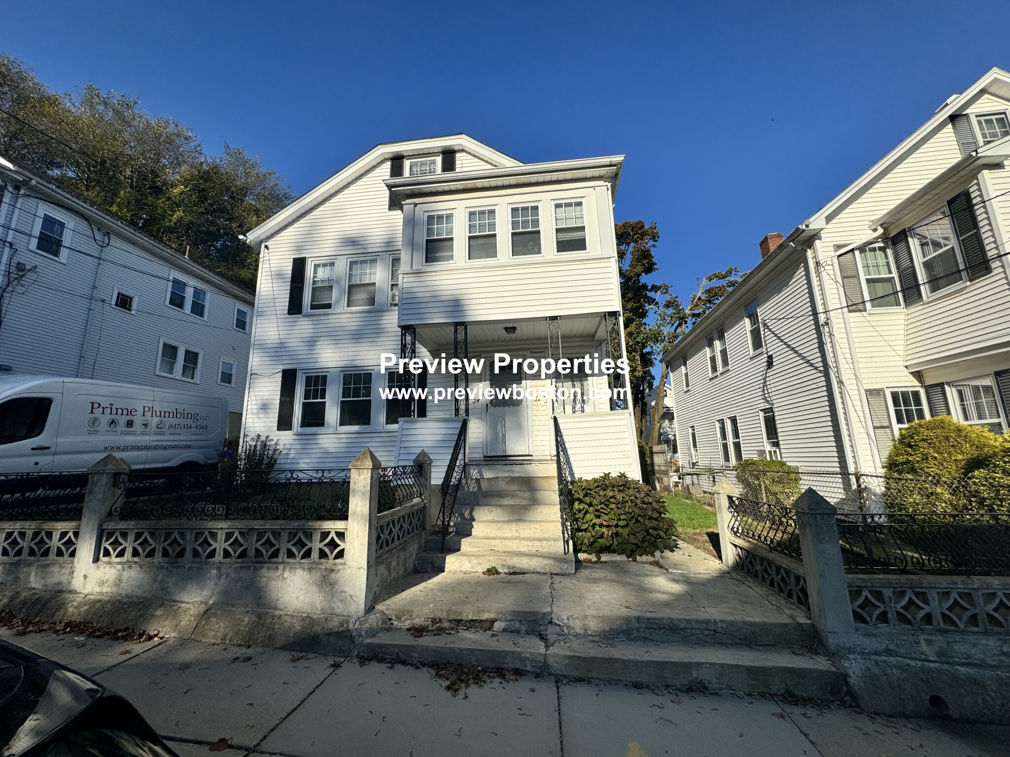 34 Dickinson Rd, Brighton