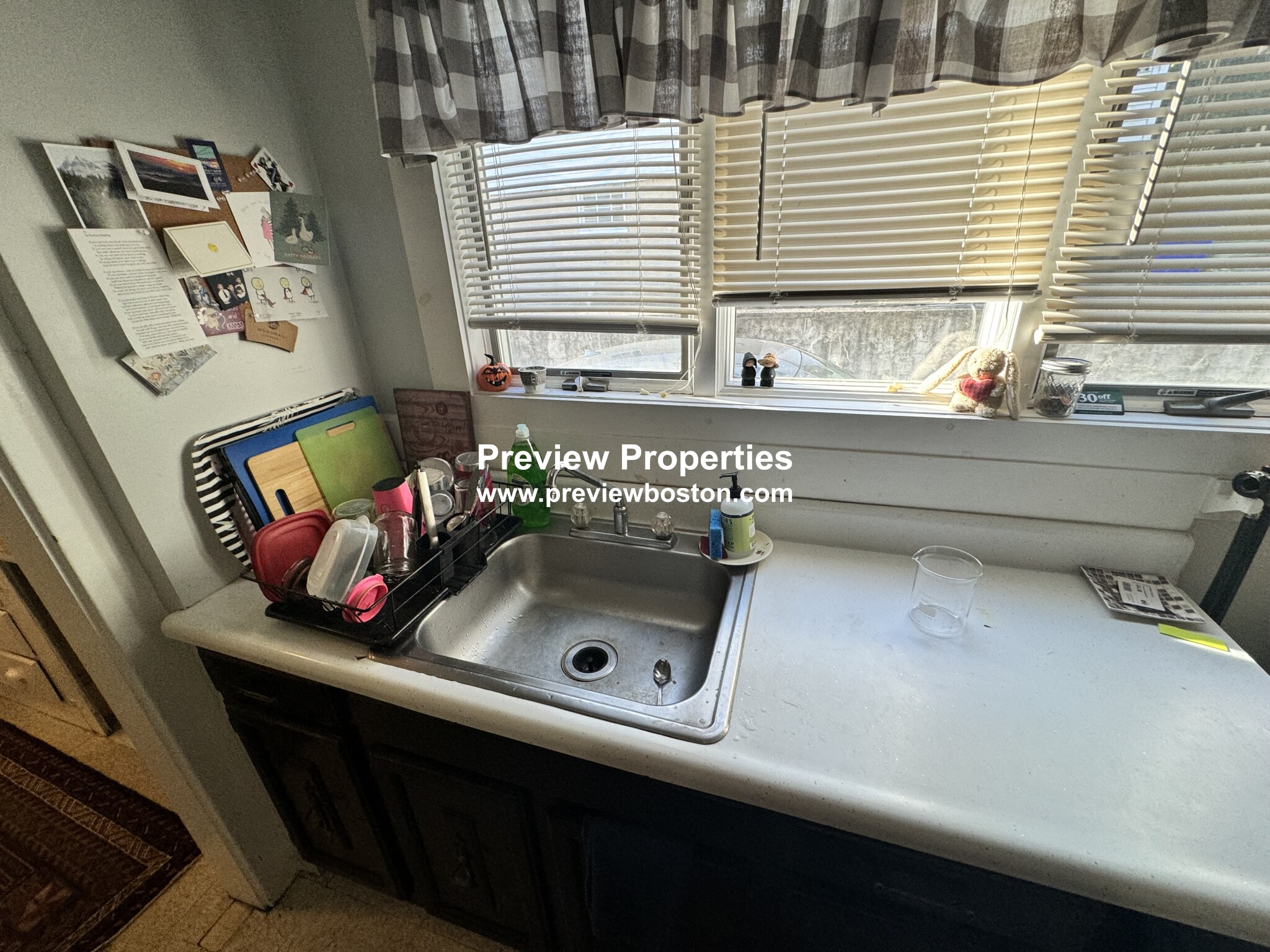 34 Dickinson Rd, Brighton