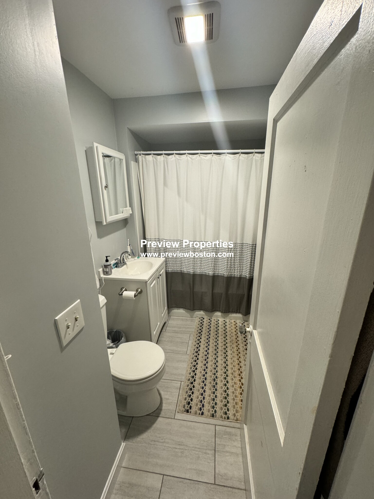 34 Dickinson Rd, Brighton