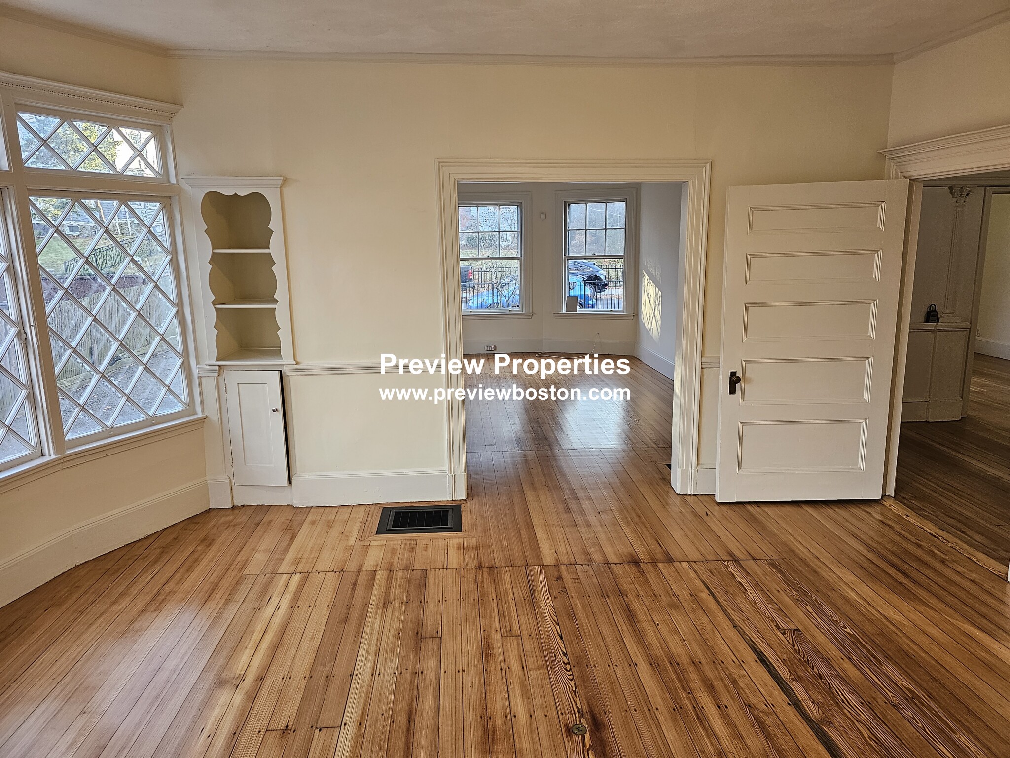 12 Braemore Rd, Brighton