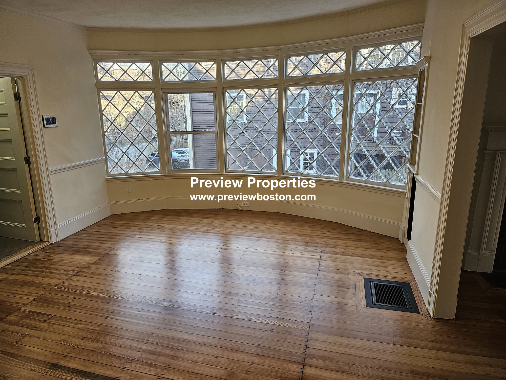 12 Braemore Rd, Brighton