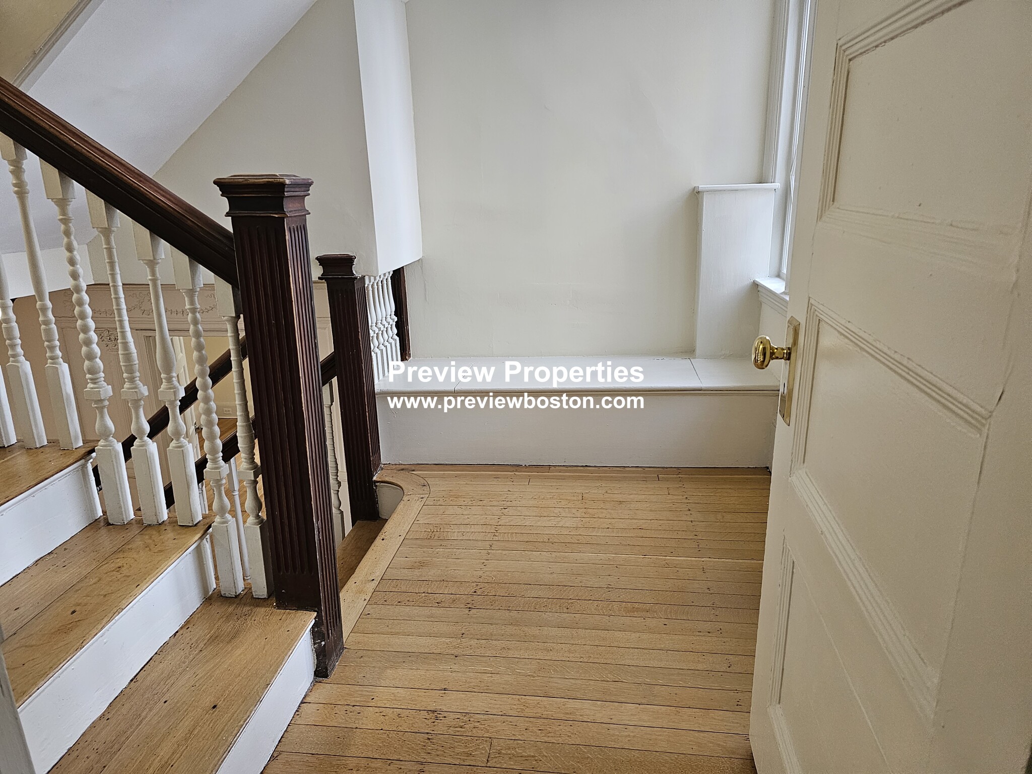 12 Braemore Rd, Brighton