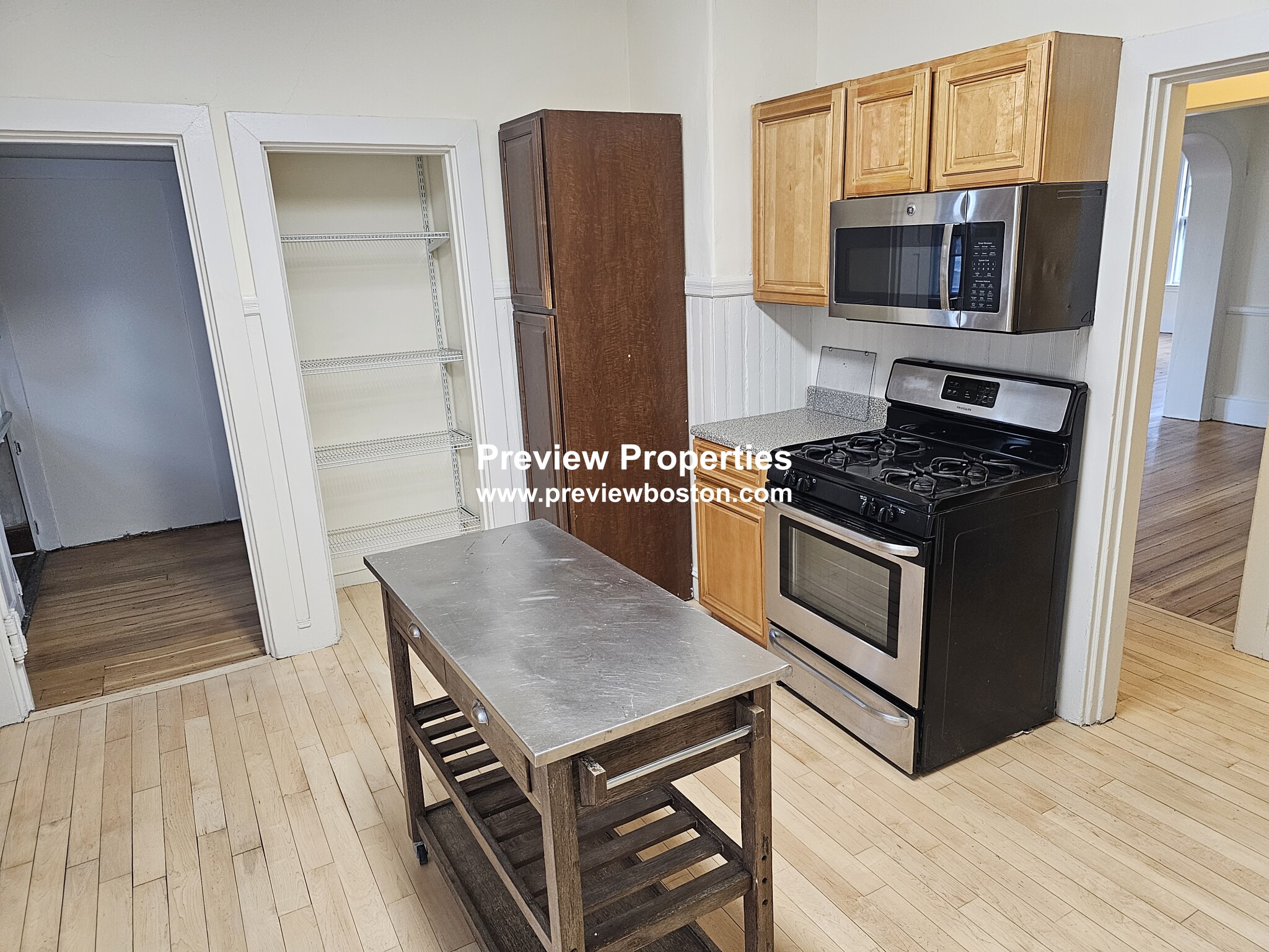 12 Braemore Rd, Brighton