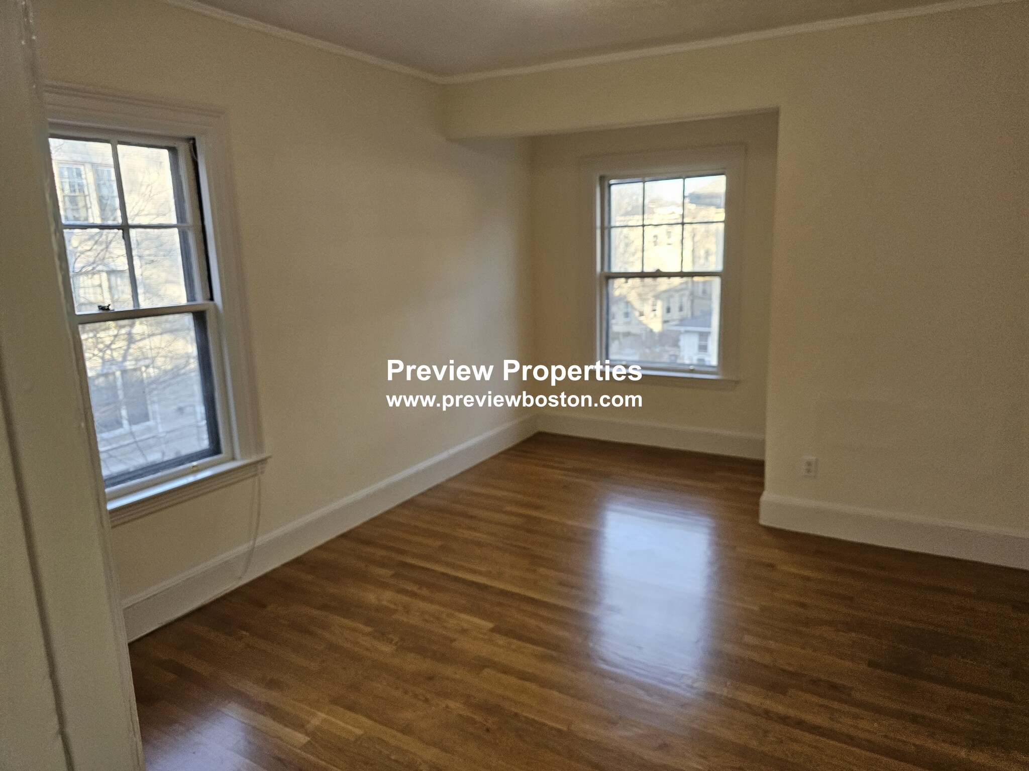 12 Braemore Rd, Brighton