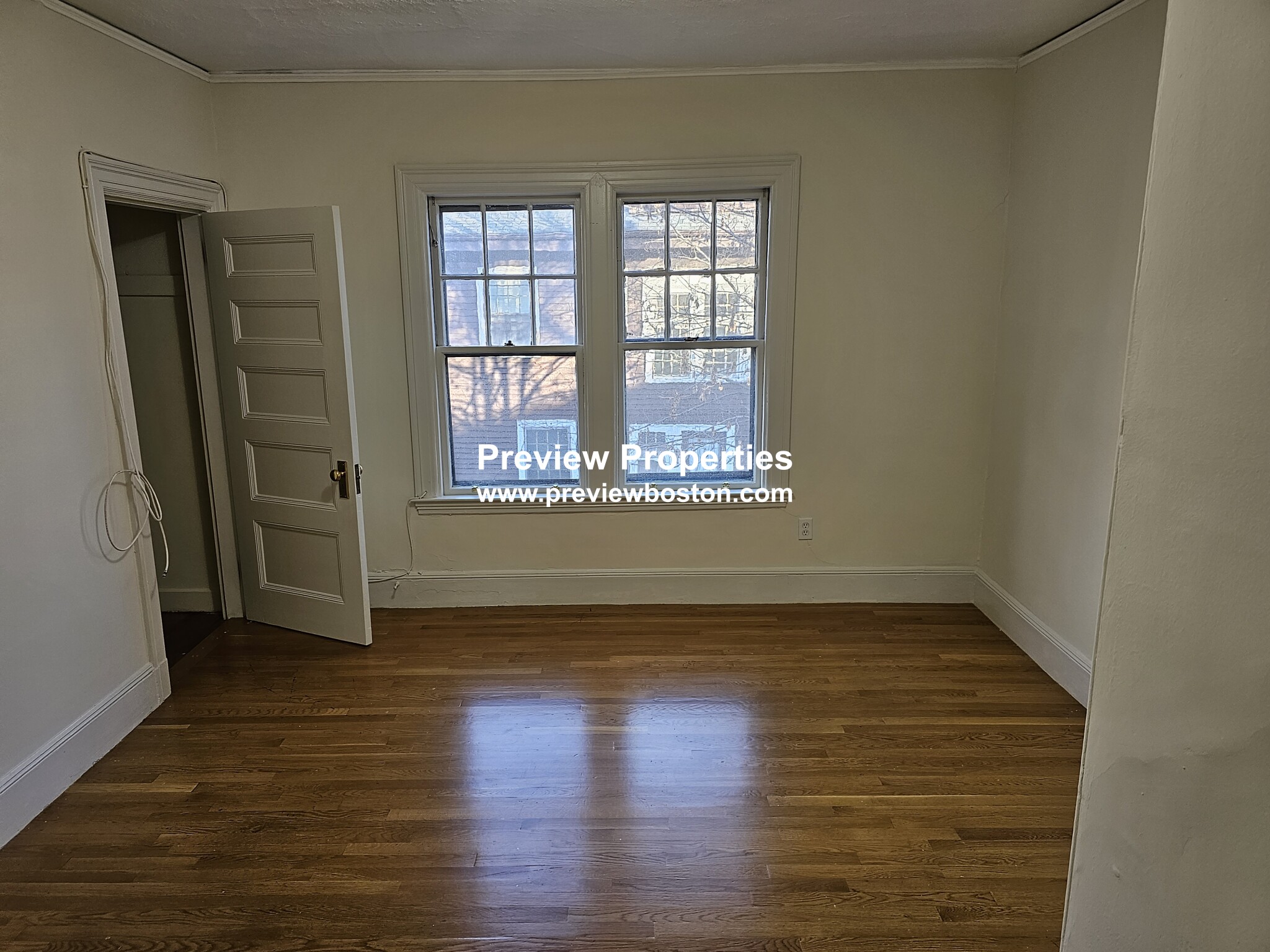 12 Braemore Rd, Brighton