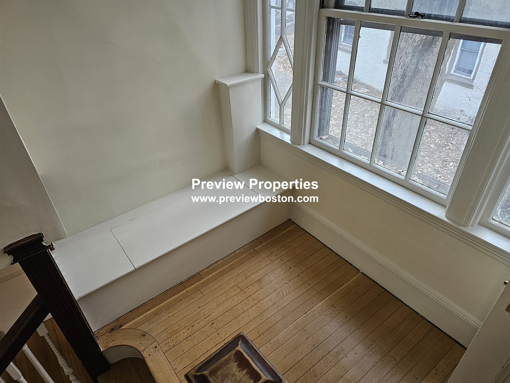 12 Braemore Rd, Brighton